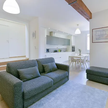 San Vitale 5 Stelle - Central Luxury Appartement